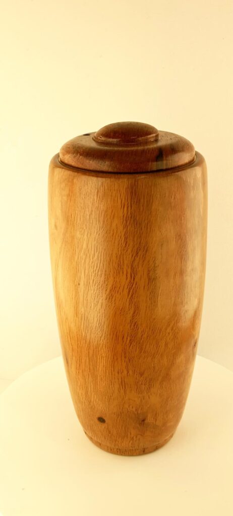 Urna100% natural altiora de la colección cielo